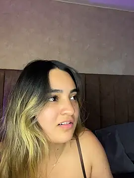 Antonella_Julietan Webbikameraesitys