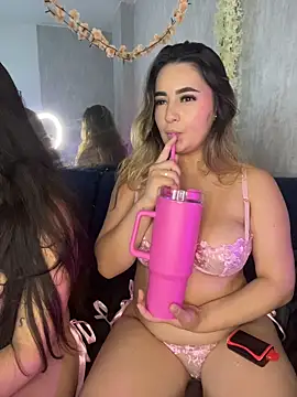 Antonella_Julieta's Webcam Show