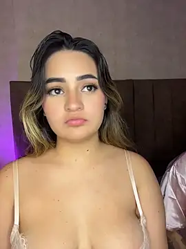 Antonella_Julieta – webcam-show