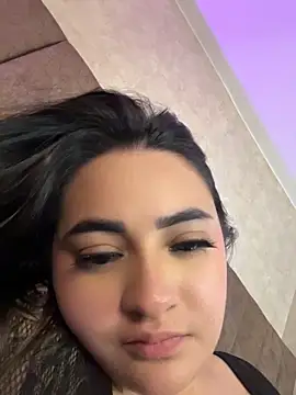 Antonella_Julieta Pertunjukan Webcam