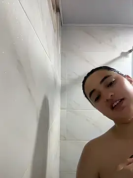 Antonella_Julieta 网络视讯表演