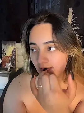 Antonella_Julieta webkamerás műsora