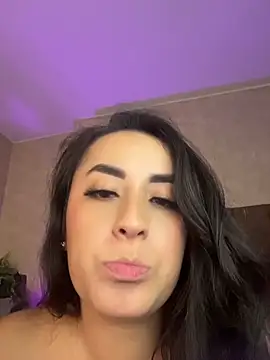 Antonella_Julieta 网络视讯表演