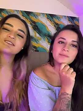 Antonella_Julieta Show Webcam