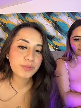 Antonella_Julieta Pertunjukan Webcam