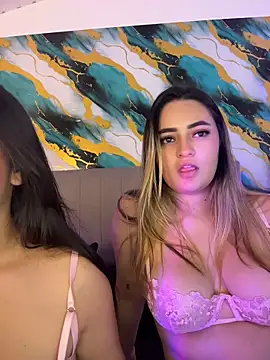 Antonella_Julieta ওয়েবক্যাম শো
