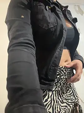 عرض كام Antonella_Julieta