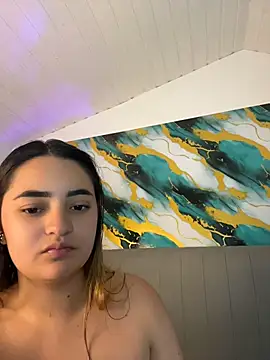 Antonella_Julieta webcam show