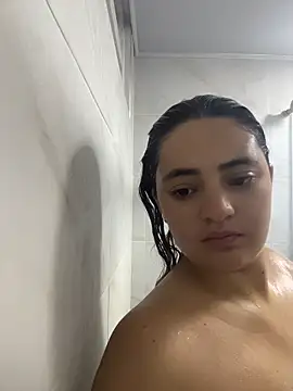 Antonella_Julieta Webcamshow
