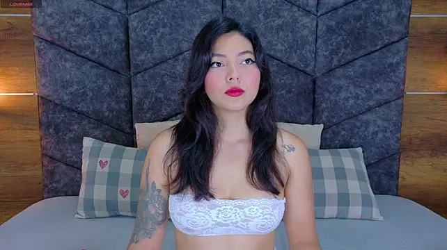 Chat XXX en directo de AnnieRouse__