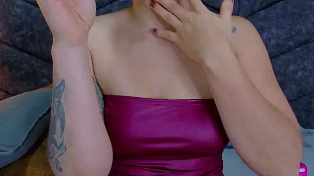 Chatroom XXX en direct de AnnieRouse__