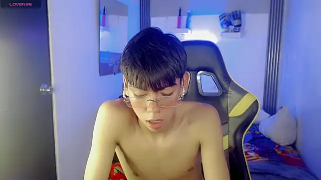 Liarr_ Webcam show
