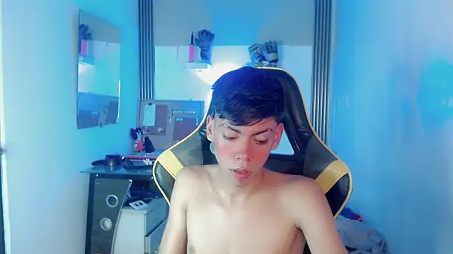 Liarr_: веб кам-шоу