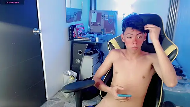 Liarr_ webcam show