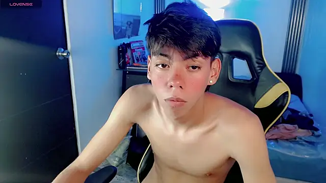 Liarr_ webkamerás műsora
