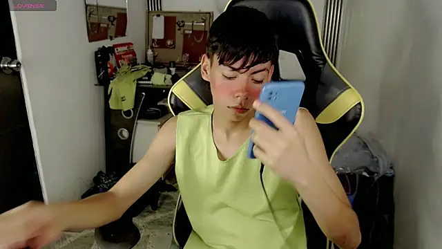 Liarr_ Webcam Show
