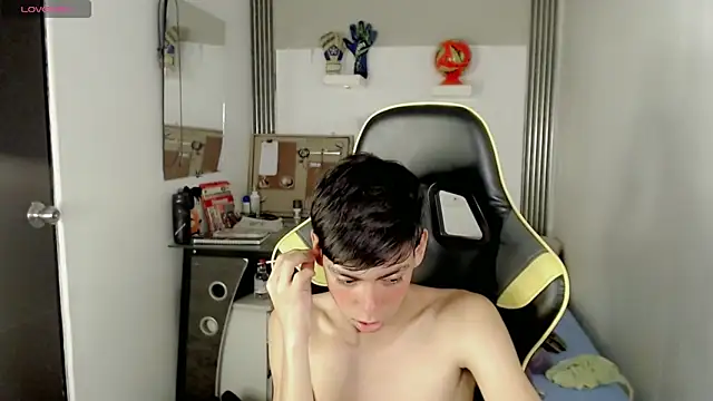 Liarr_ 网络视讯表演