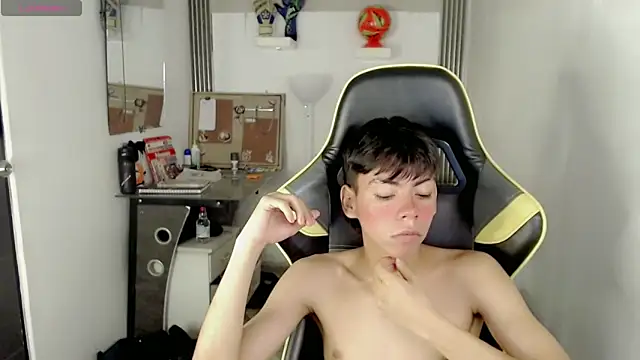 Вебкам-шоу Liarr_