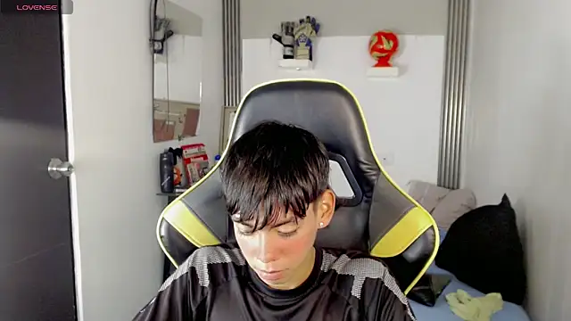 Liarr_'s Live XXX Chat
