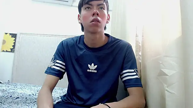 Liarr_ 网络视讯表演