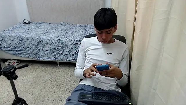 Liarr_ Adlı Modelin Web Kamerası Şovu
