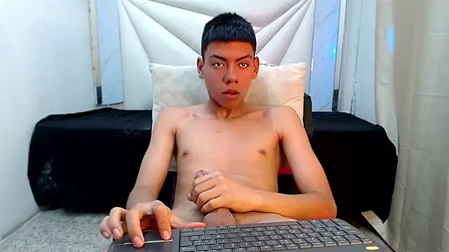 แชท XXX สดของ Liarr_
