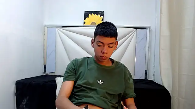Liarr_ Webcamshow