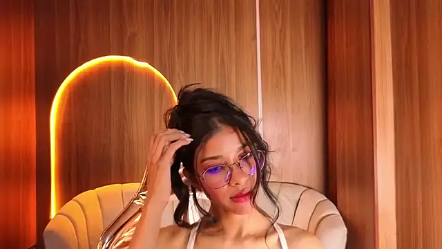 Alina_b_'s Live XXX Chat