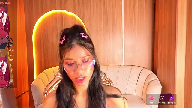Alina_b_ élő XXX-chatje