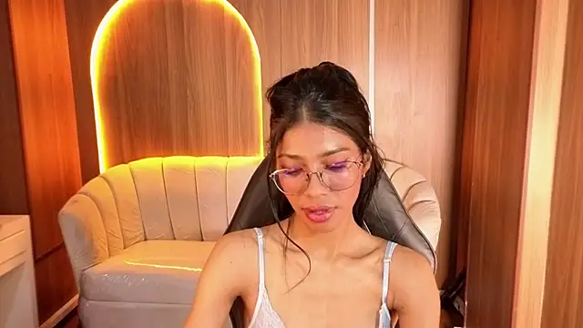 Alina_b_ – Live XXX-chat