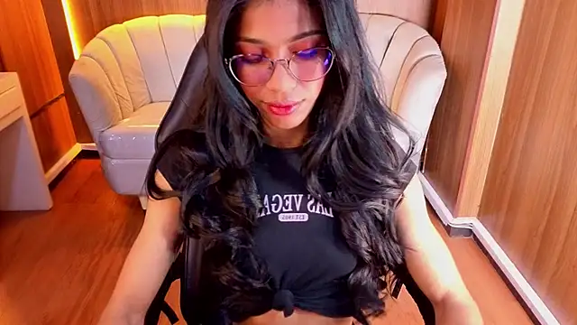 Chat XXX en directo de Alina_b_