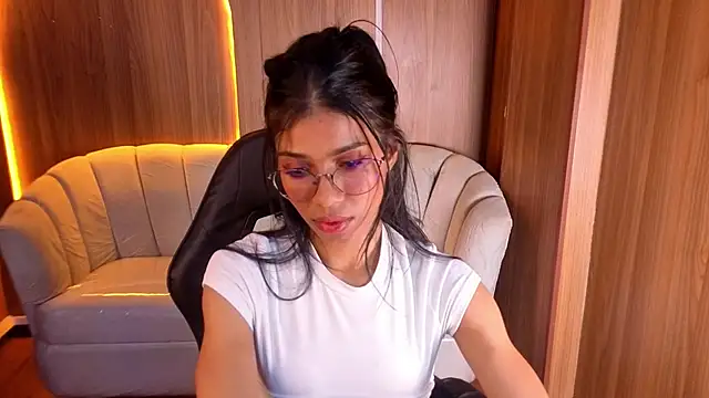 Alina_b_ 现场XXX聊天