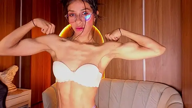 Alina_b_ Chat XXX in diretta