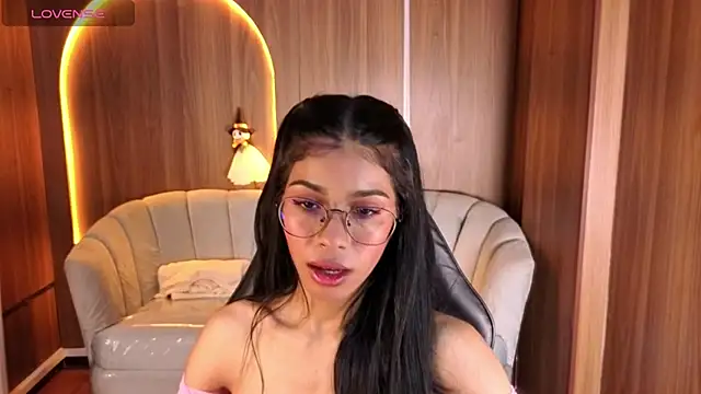 Alina_b_ 라이브 XXX 채팅