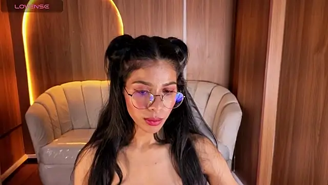 Alina_b_ Chat XXX in diretta