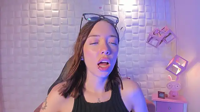 Chat XXX en directo de HarperrWest