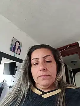 maynor_1998: διαδικτυακό σόου στην κάμερα