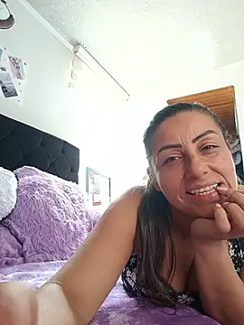 maynor_1998's Webcam Show