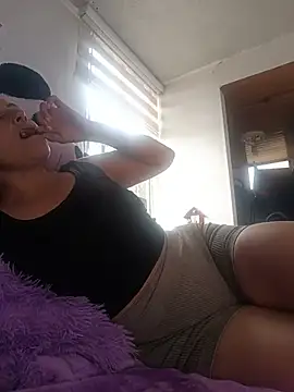maynor_1998's Webcam Show