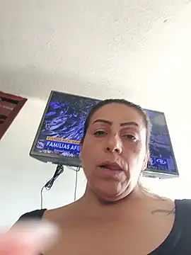 maynor_1998's Webcam Show