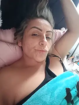 הופעת וובקאם של maynor_1998