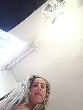 maynor_1998's Webcam Show