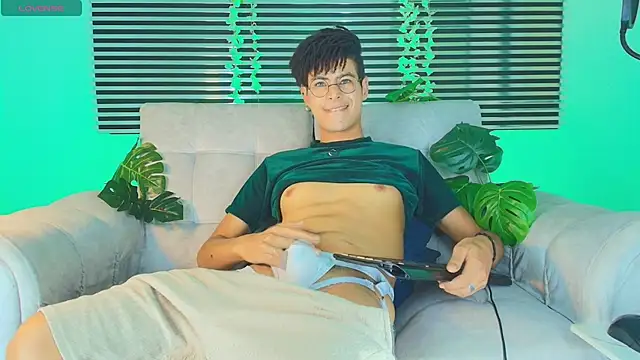 ThiiagoSaeenz Pertunjukan Webcam