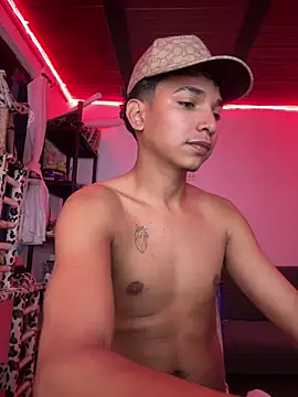 paulhot11 Webcam-Show