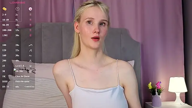CrystalLili Chat XXX live