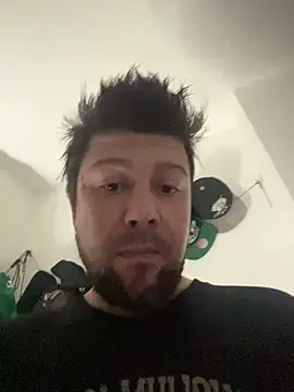 GabEthier webkamerás műsora