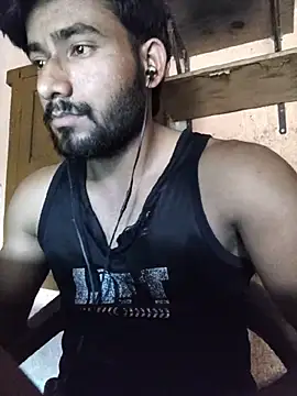 Lustynani Pertunjukan Webcam