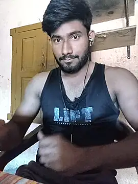 Lustynani Pertunjukan Webcam