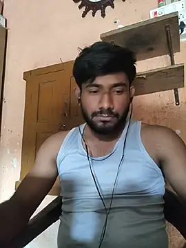 Lustynani Pertunjukan Webcam