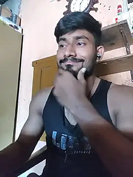 Lustynani Pertunjukan Webcam